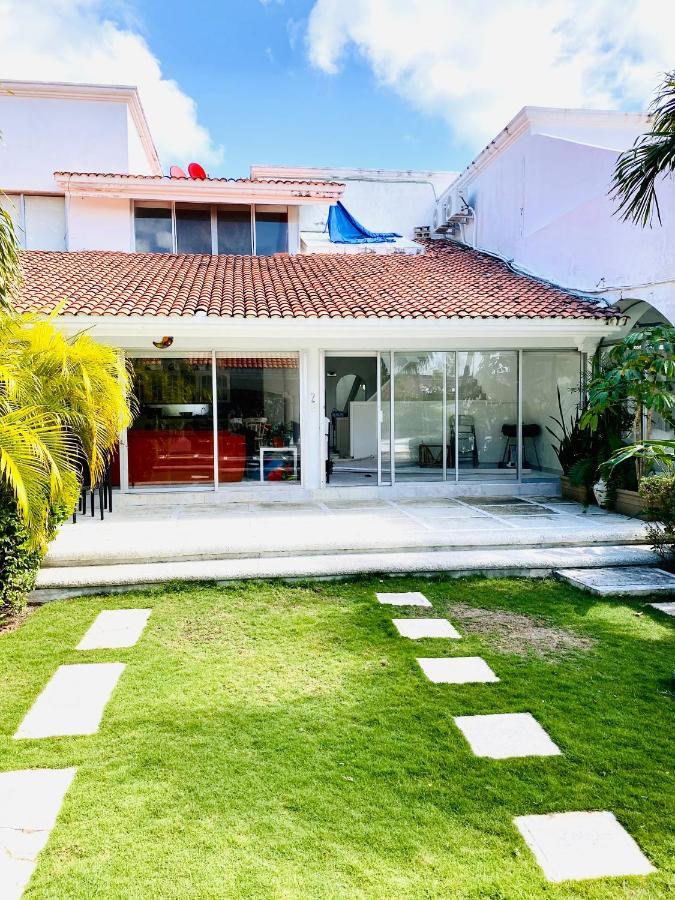 Casa Blanca Zh Kukulkan Mall Cancun Exterior photo